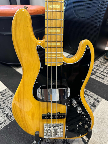 Baixo Fender Jazz Bass Marcus Miller Japonês