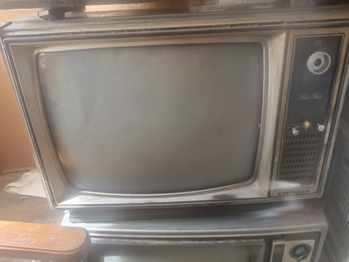 Televisores Antiguos 