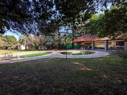 Venta Casa Quinta Burzaco Con Piscina Y Parque 