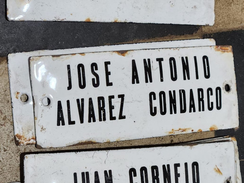 Cartel Enlozado De Calle Jose Antonio Alvarez Condarco