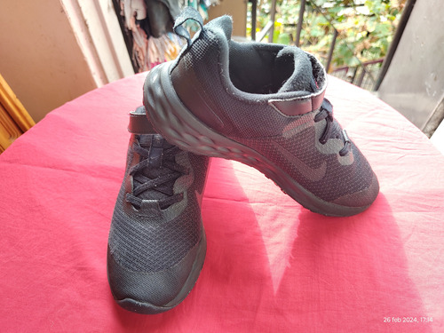Zapatilla Nike Revolution 6 Negras 