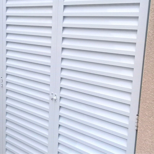 Porta Sacada 120x210 Veneziana Alumínio Branco Ventilada