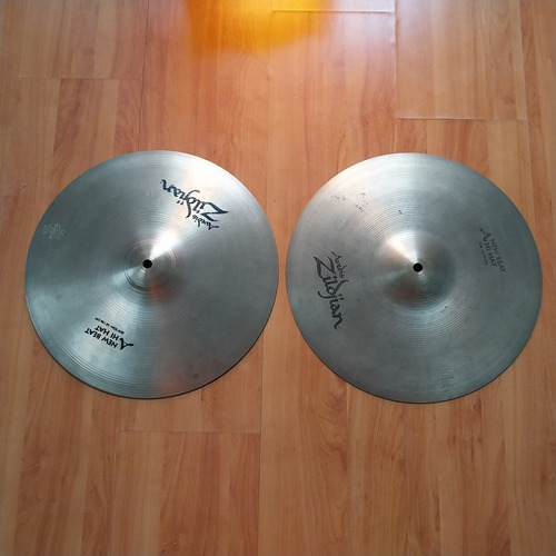 Hi Hat Zildjian Avedis New Beat 14  Pulgadas