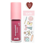 Labial Lipgloss Nudie Cutie Color Rosado