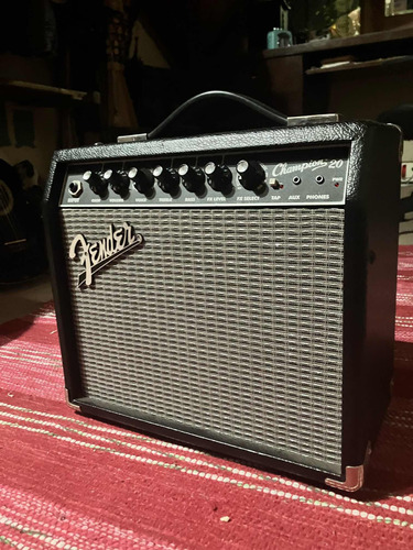 Amplificador Fender Champion 20