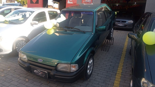 ESCORT HOBBY 1.0 GASOLINA 1996 