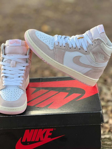 Jordan 1 Retro Rosa/blanco (25mx)