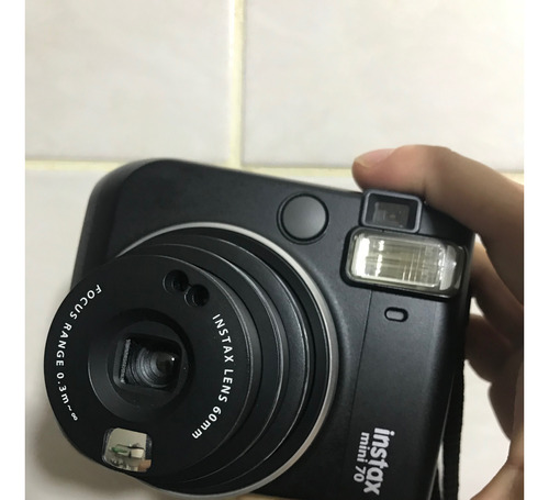 Cámara Polaroid Instax Mini 70