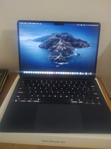 Apple Macbook Air M2 13  - 8gb Ram - 256gb Ssd