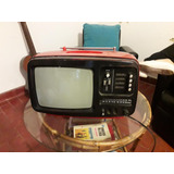 Televisor Retro Con Radio!! Rojo Hermoso! No Funciona Deco