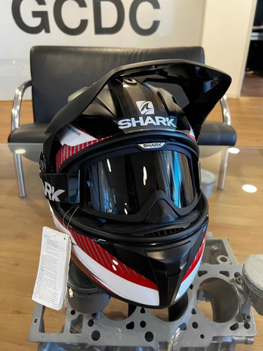 Casco Shark Explore-r