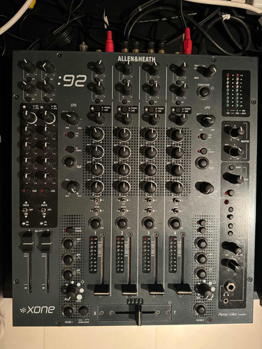 Mixer Allen & Heath Xone 92