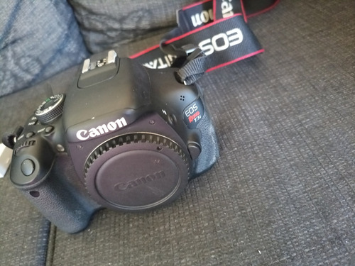 Camera Canon T3i 