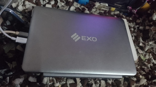 Tablet Exo 2en1marca Exo Con Teclado Multi Funcion Seminuevo