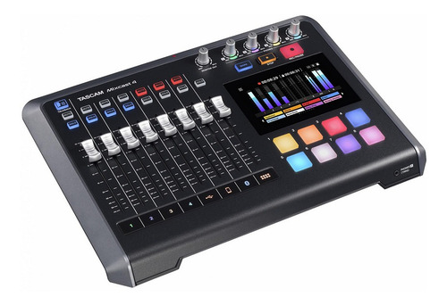 Interface De Audio Tascam Mixcast 4 Podcast Mixer Cor Preto