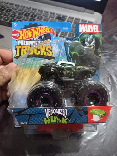 Hot Wheels Monster Trucks 1/64 Marvel Venomized Hulk  2