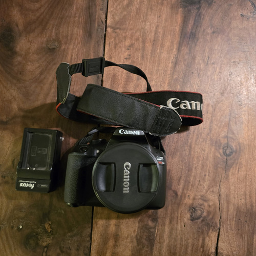 Câmera Canon T6 Kit Lente 18-55mm Is 