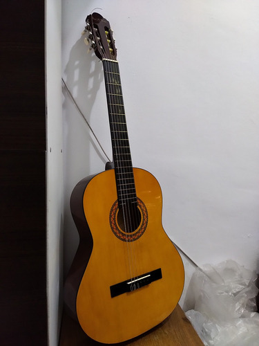 Guitarra Criolla/clásica-1/2 Concierto(josé A Silva) Luthier