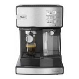 Cafetera Oster Primalatte Bvstem6603 Automática Plateada Para Cápsulas Monodosis 127v