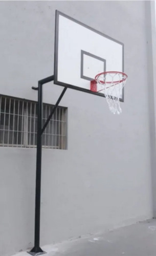 Poste Pé Direito Com Tabela De Basquete