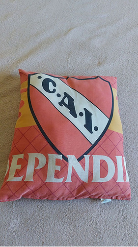 Almohadon Club Independiente 43x37cm Leer Descrip.