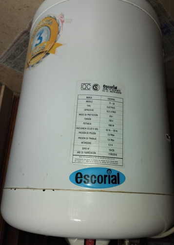 Termotanque Usado Escorial Eléctricos 55l Blanco 53.5l 220v