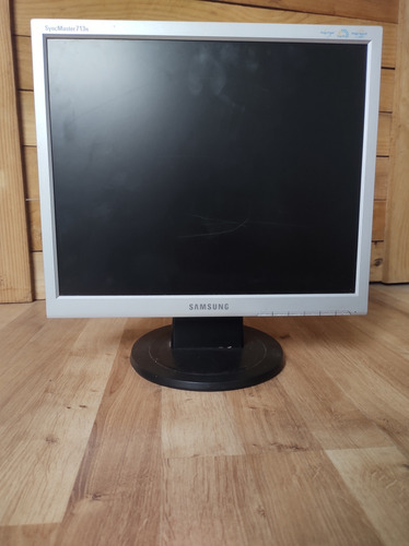 Monitor Samsung Syncmaster 713n