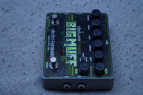 Pedal Bass Big Muff Deluxe Distorsión Bajo Electro Harmonix