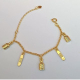 Pulseira Com Pingente Enfermagem Medicina Folheada Ouro 18k.