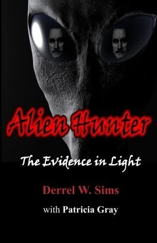 Libro: Alienhunter: Evidence In Light