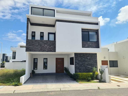 Estrena Casa En Zen Life, 4 Recámaras, 3.5 Baños, Jardín, C.284 M2