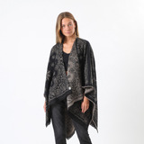 Poncho Paisely Negro Humana