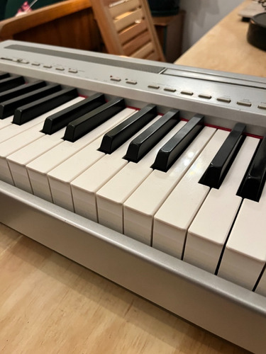 Piano Eléctrico Yamaha P95