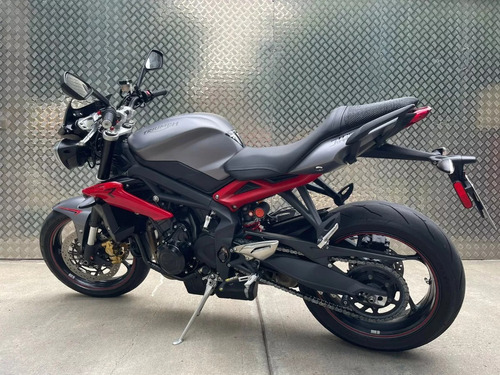 Triumph Street Triple 675 R