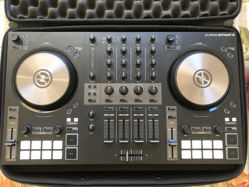 Controladora Dj Traktor Kontrol S3