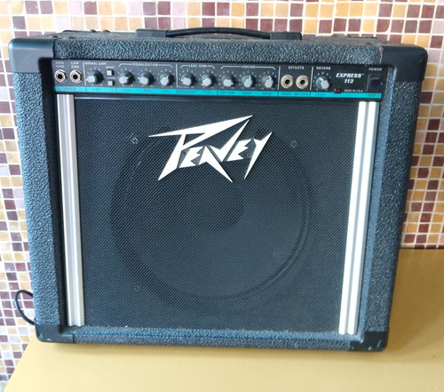 Amplificador De Guitarra Peavy Express 112 Como Nuevo