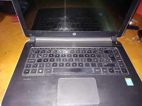 Oferta Laptop Hp 14-v016la Beatsaudio Con Detallles. 