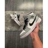 Jordan 1 Smoke Grey Talla 25.5cm