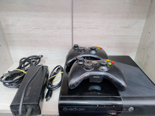 Consola Xbox 360 Rgh + Juegos + 2 Controles