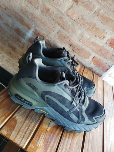 Zapatillas Skechers Impermeable Max Protect