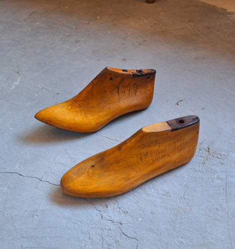 02 Fôrmas De Sapato Em Madeira Antiga Decoração 