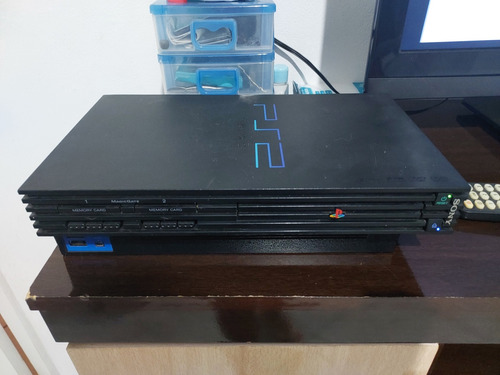 Vendo Ps2 Fat Com Leitor Ok, Porém Não Liga.