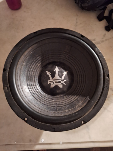 Subwoofer  Magmum Rex 800 Wrms