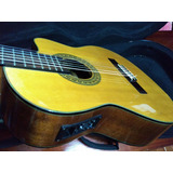 Crafter Semi-acoustic Guitarra Con Su Estuche  De Uso Rudo