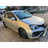 Toyota Etios 2018 1.5 Sedan X L18