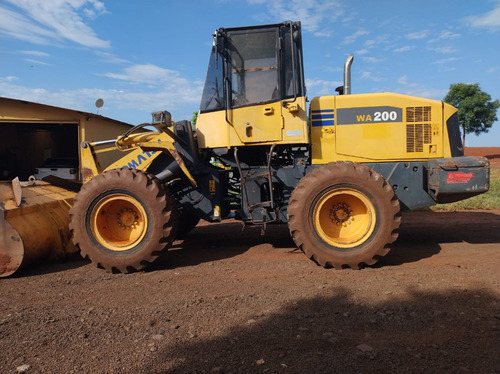 Pá Carregadeira Komatsu Wa200