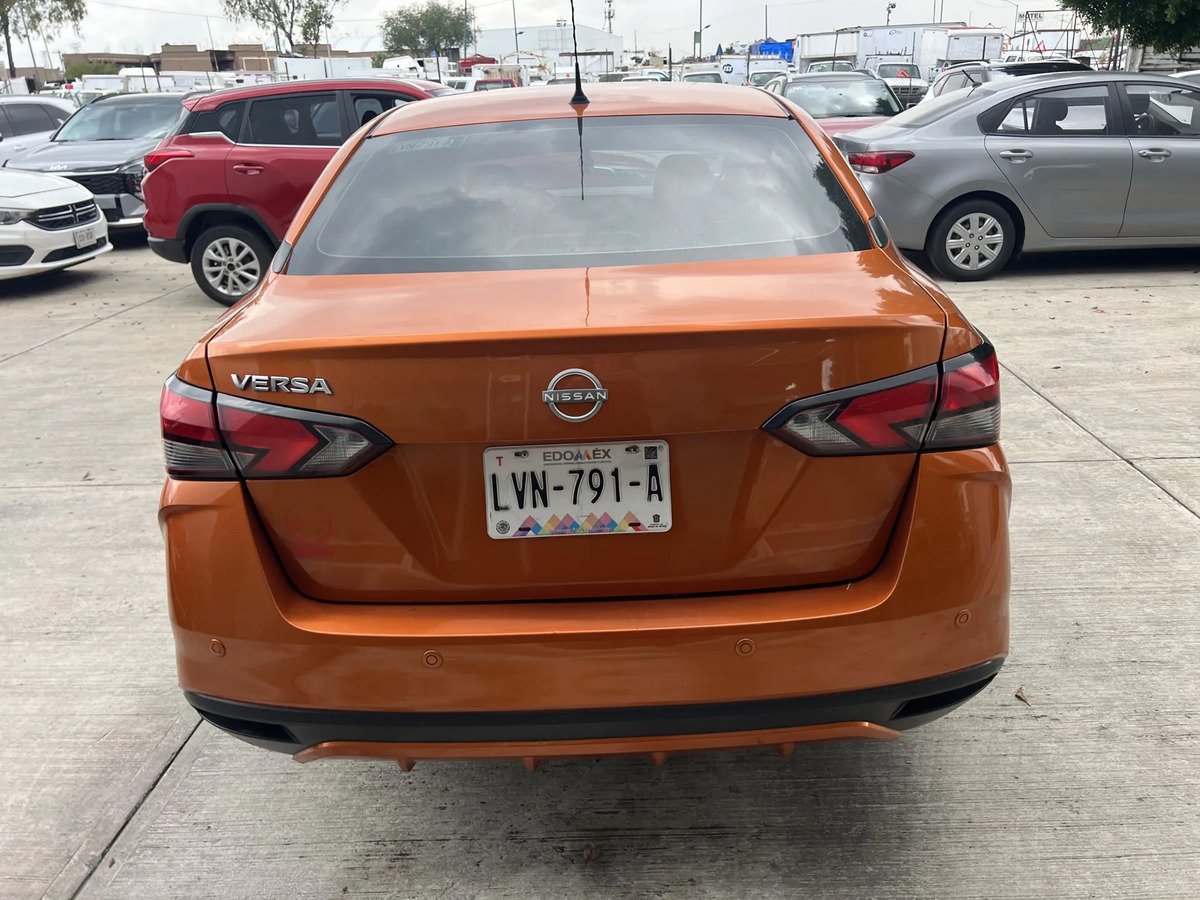 Nissan Versa 2023 - Imagen 4