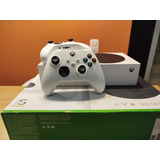 Xbox Series S / 512gb + 2 Controles