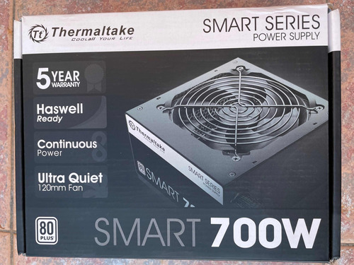 Fuente Para Pc Thermaltake 700w White Certificación 80 Plus