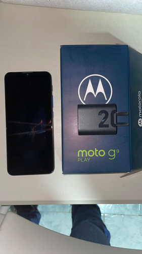 Moto G9 Play 64 Gb Azul Eléctrico 4 Gb Ram Usado